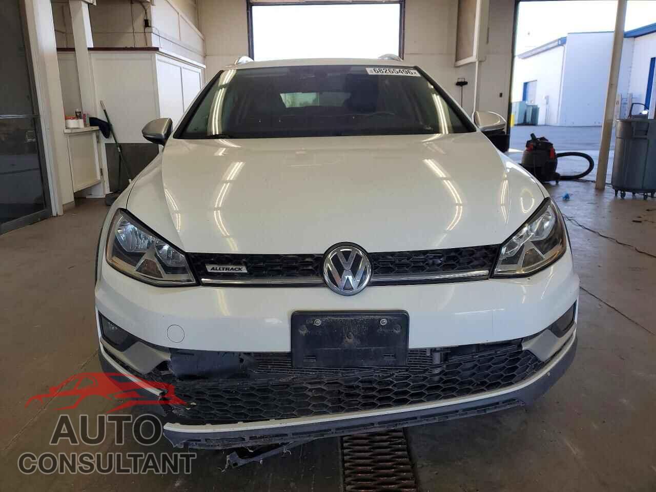 VOLKSWAGEN GOLF 2017 - 3VWH17AU2HM524265