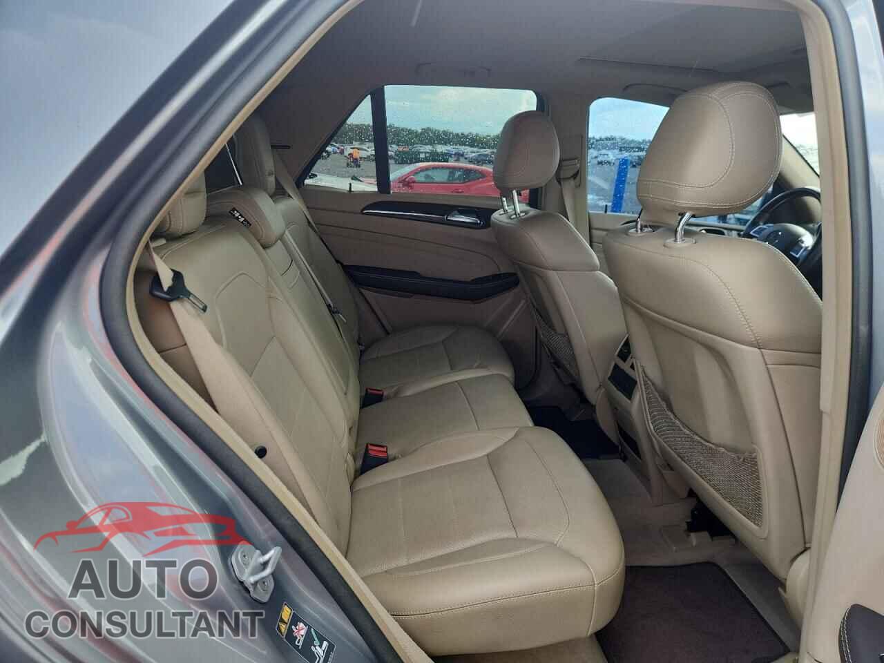 MERCEDES-BENZ M-CLASS 2015 - 4JGDA5JB2FA440957