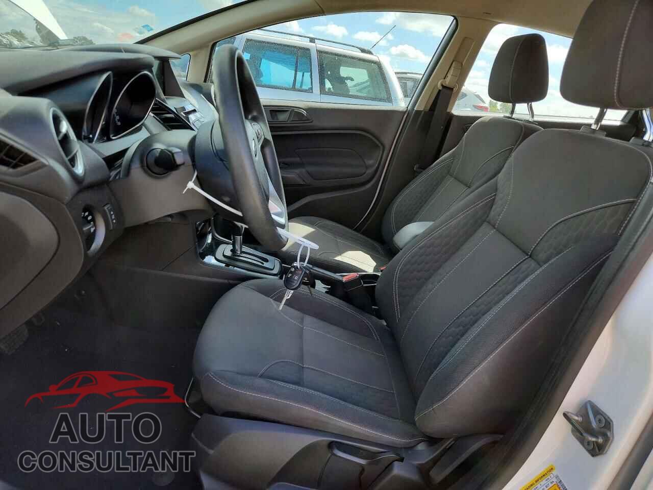 FORD FIESTA 2019 - 3FADP4EJ9KM137840