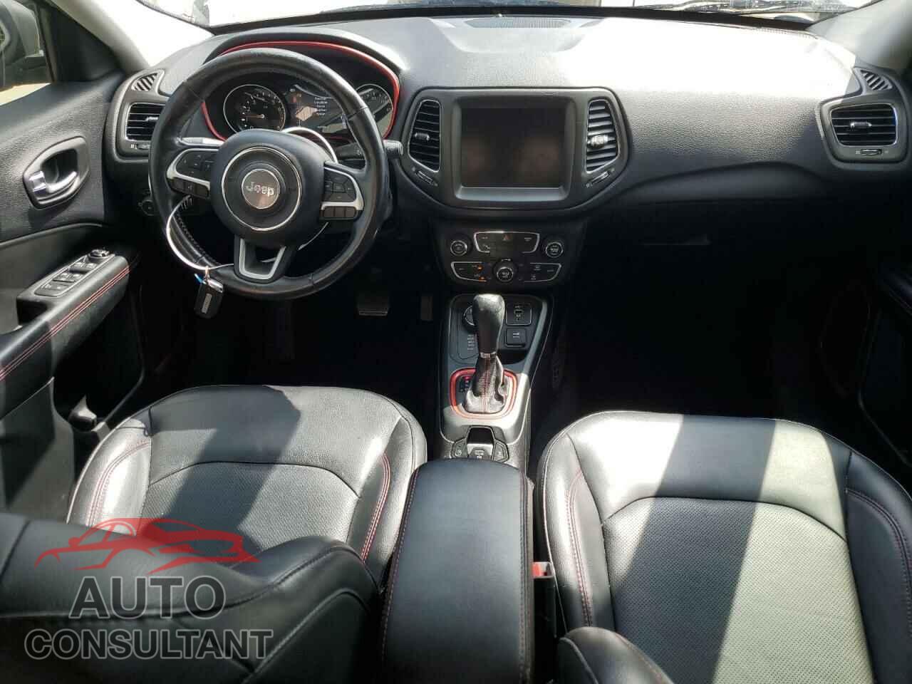 JEEP COMPASS 2019 - 3C4NJDDB4KT805513