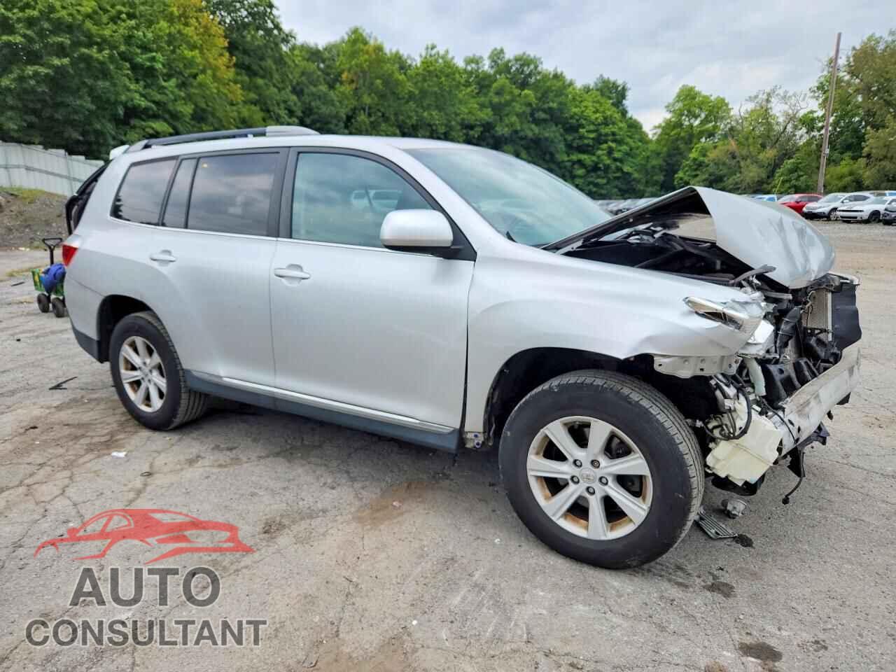 TOYOTA HIGHLANDER 2012 - 5TDBK3EH1CS163065