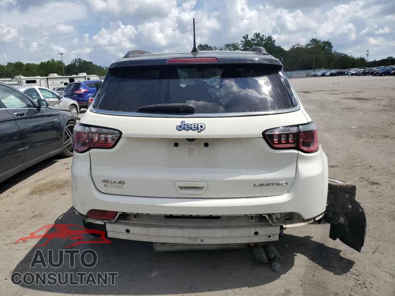 JEEP COMPASS 2018 - 3C4NJDCB3JT116742
