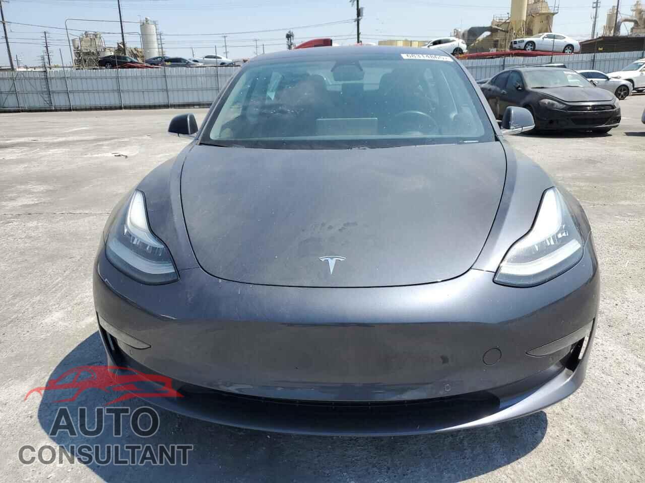 TESLA MODEL 3 2018 - 5YJ3E1EA5JF101589