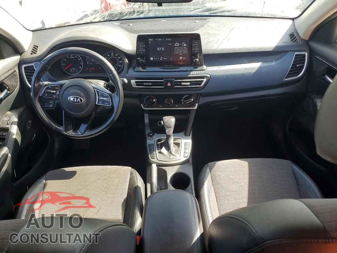 KIA SELTOS 2021 - KNDEU2AA1M7056510