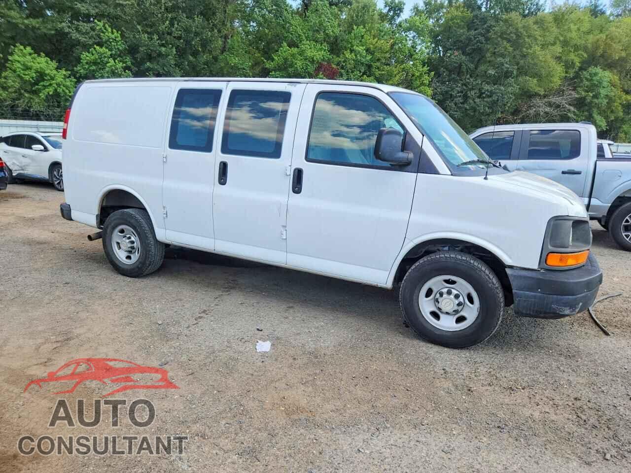 CHEVROLET EXPRESS 2015 - 1GCWGFCF2F1116280
