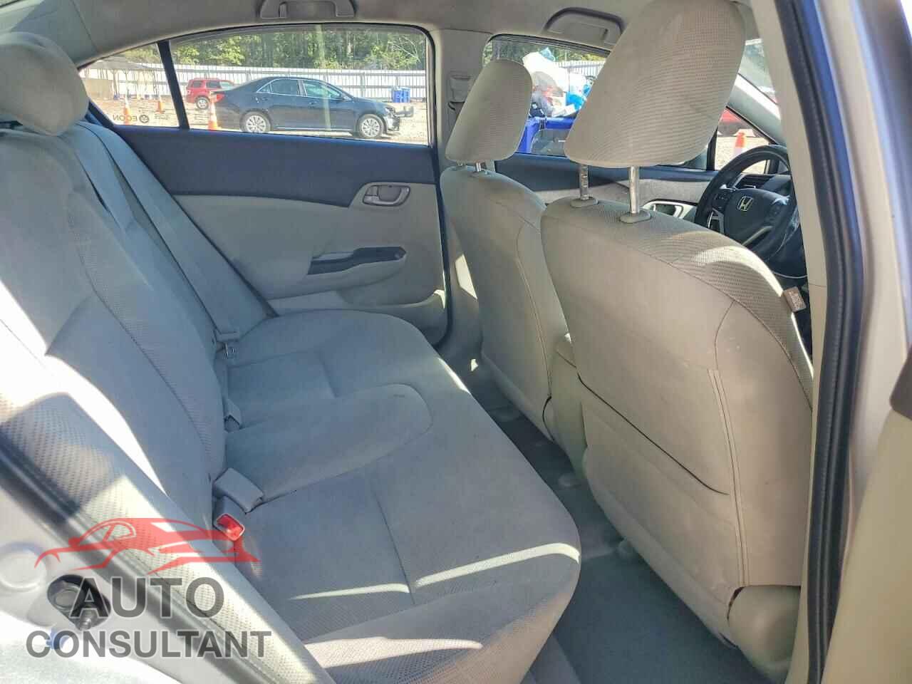 HONDA CIVIC 2012 - 2HGFB2F52CH580940
