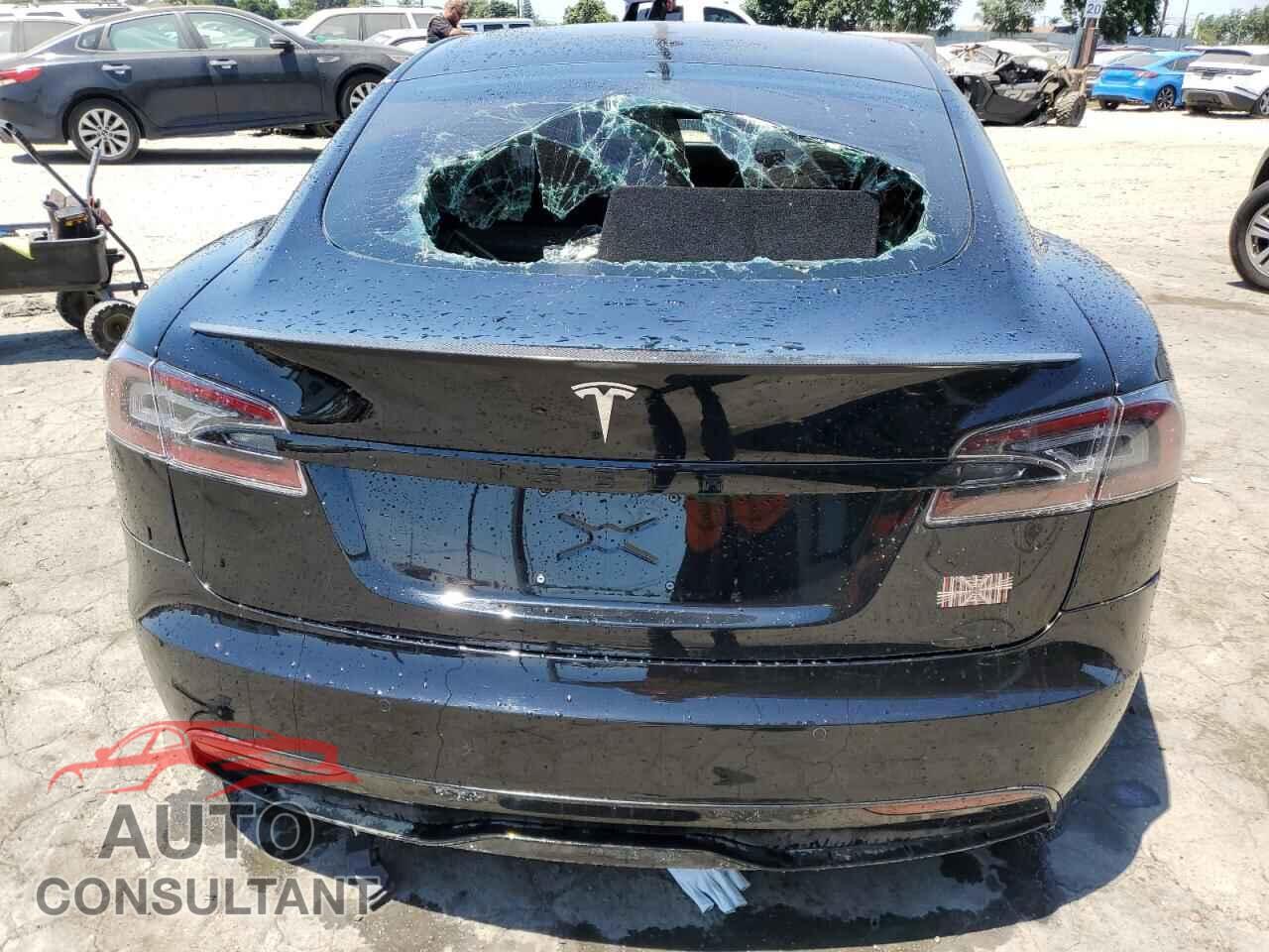 TESLA MODEL S 2021 - 5YJSA1E69MF438385