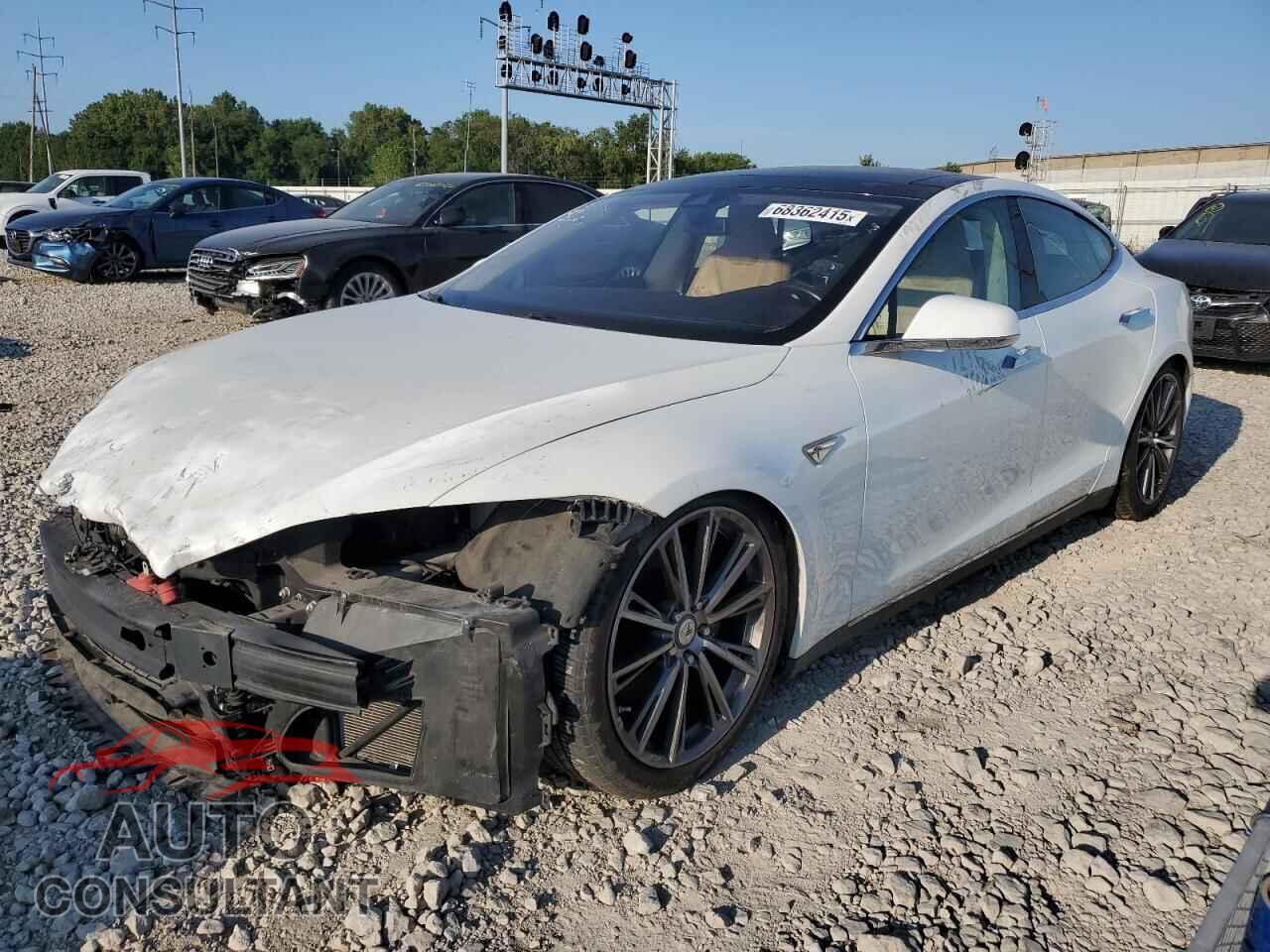 TESLA MODEL S 2015 - 5YJSA1S24FF086174