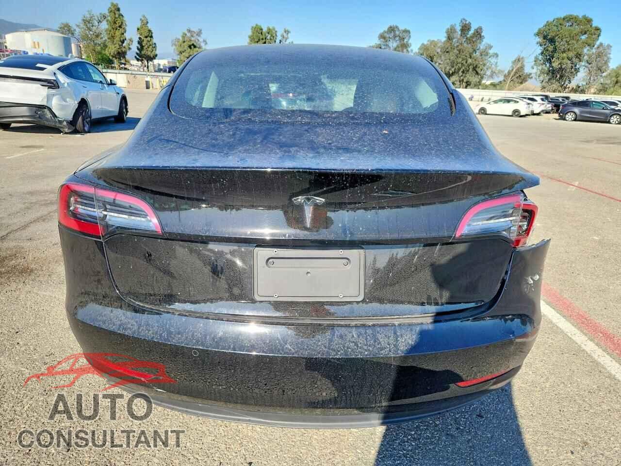 TESLA MODEL 3 2021 - 5YJ3E1EA4MF071747
