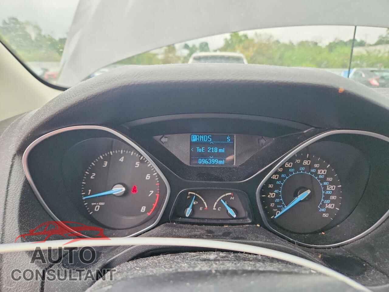 FORD FOCUS 2012 - 1FAHP3F22CL447656