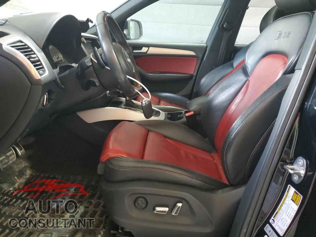 AUDI SQ5 2014 - WA1CGAFP7EA047069