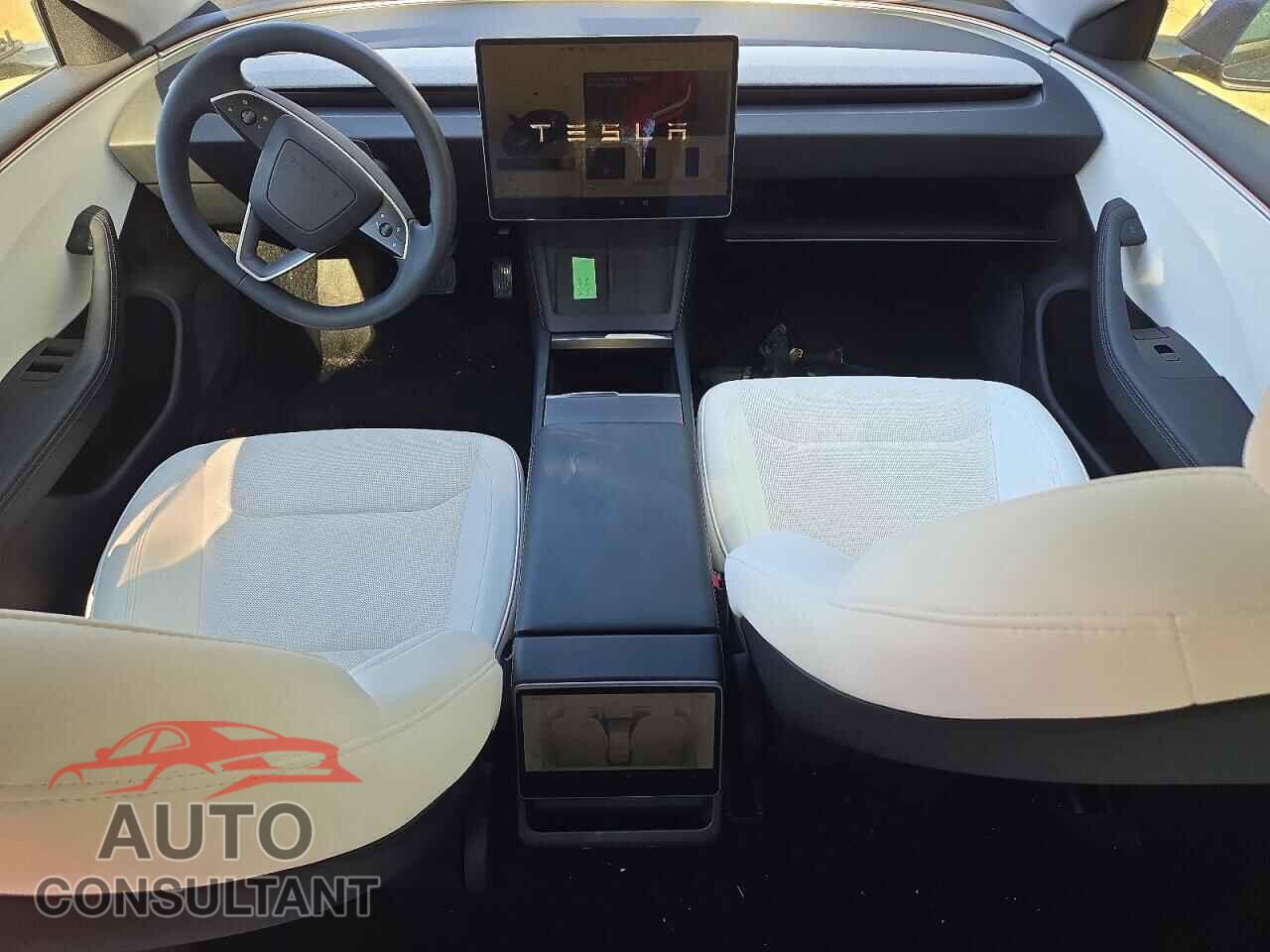 TESLA MODEL 3 2024 - LRW3E7EB8RC246210