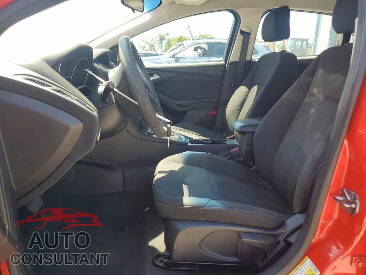 FORD FOCUS 2016 - 1FADP3F29GL284945