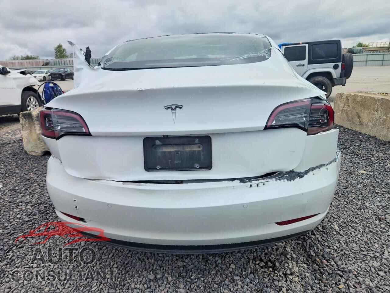 TESLA MODEL 3 2021 - 5YJ3E1EA9MF013620