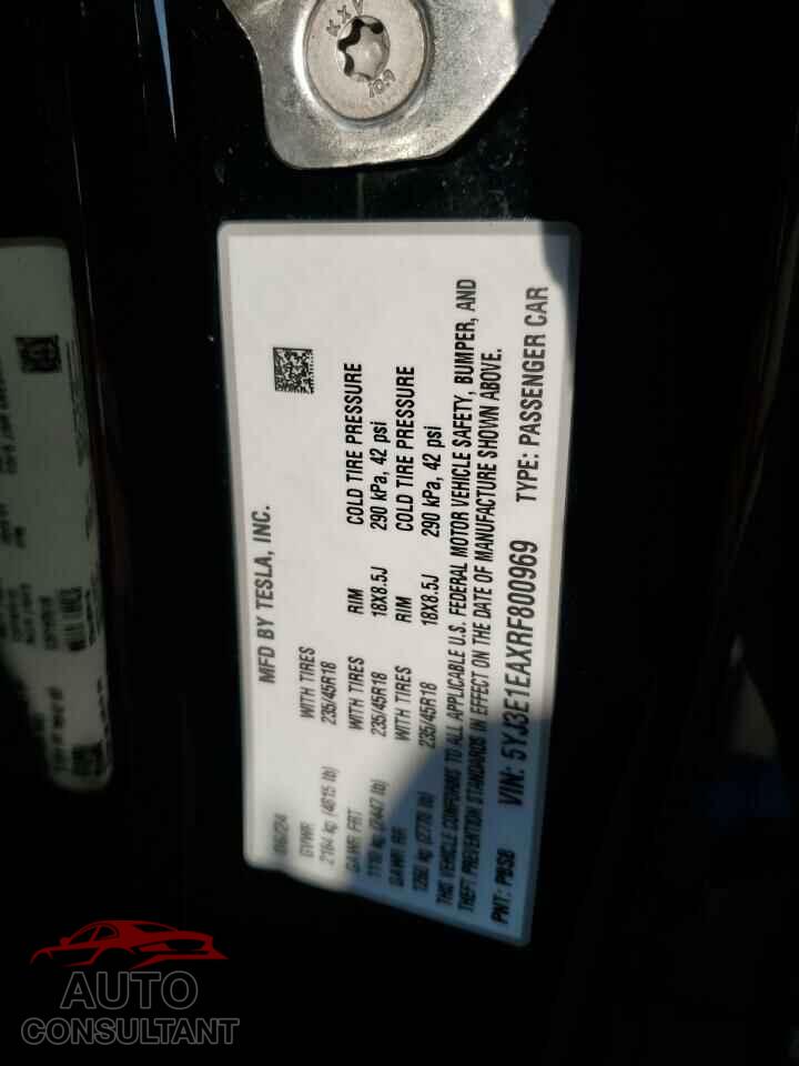 TESLA MODEL 3 2024 - 5YJ3E1EAXRF800969