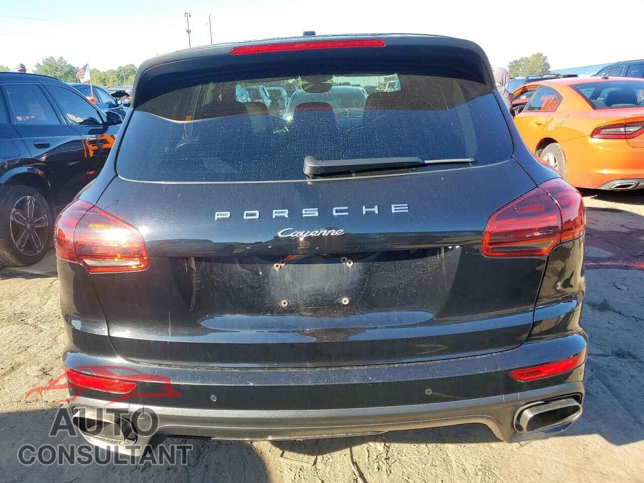 PORSCHE CAYENNE 2016 - WP1AA2A29GLA06612