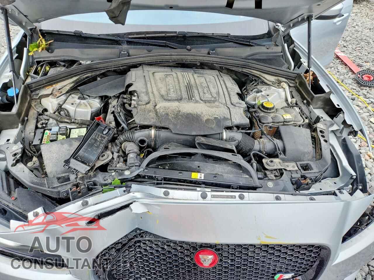 JAGUAR F-PACE 2017 - SADCM2BV8HA060625