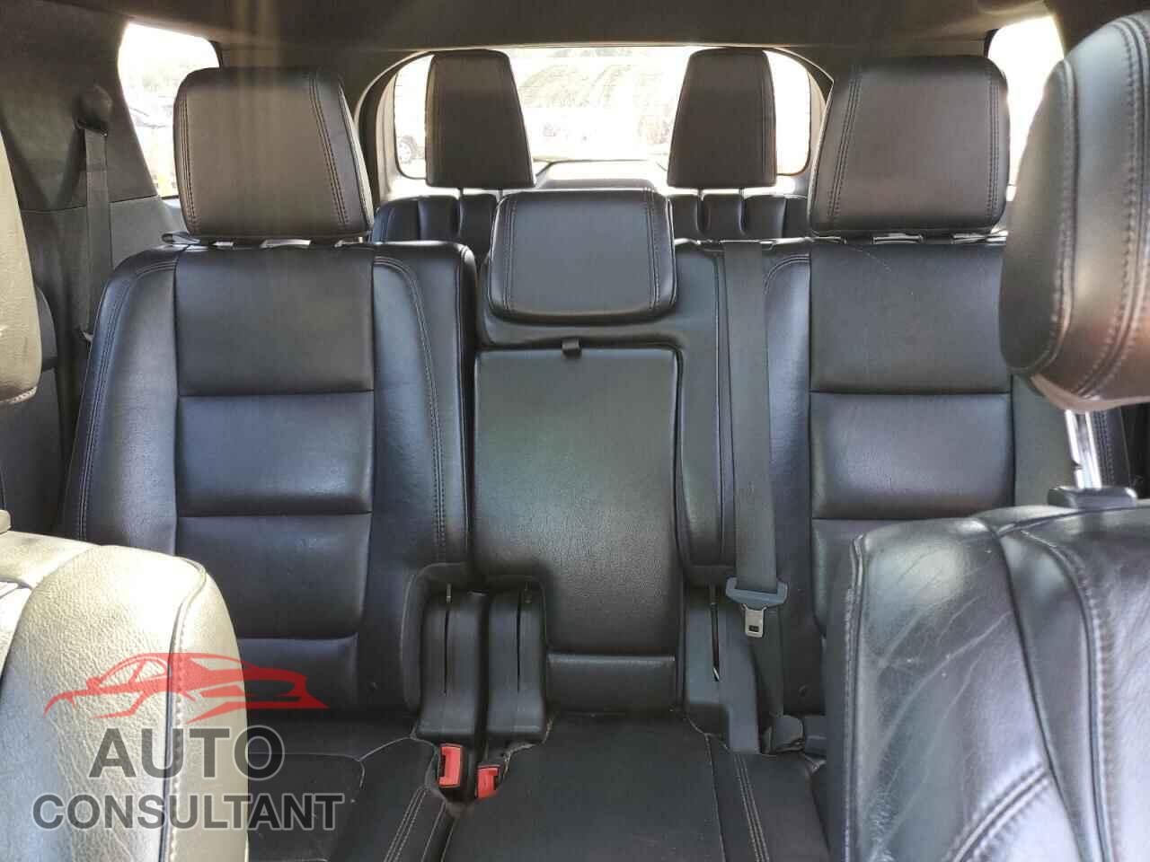 FORD EXPLORER 2011 - 1FMHK8F86BGA81438