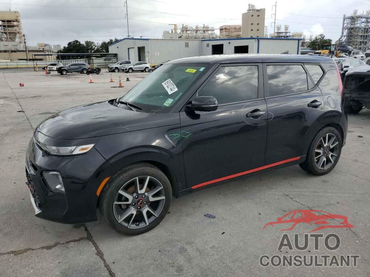 KIA SOUL 2021 - KNDJ63AU3M7137520