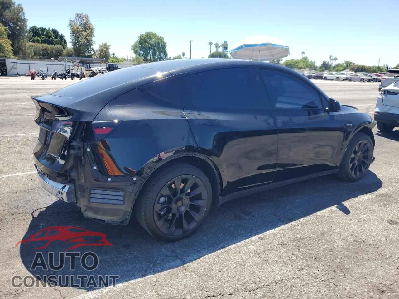 TESLA MODEL Y 2023 - 7SAYGDEE2PA149273