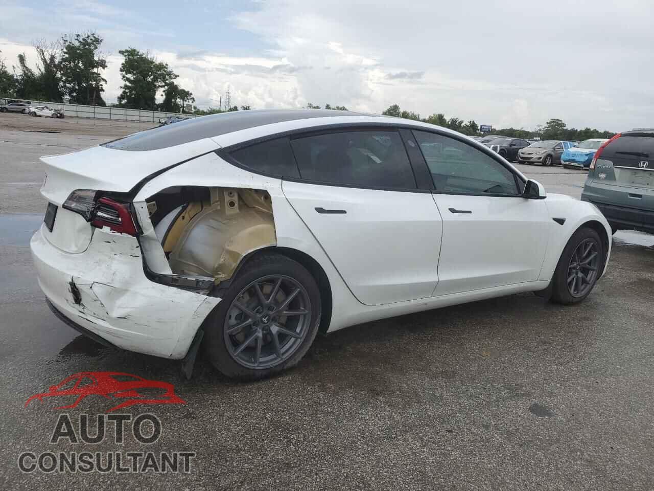 TESLA MODEL 3 2021 - 5YJ3E1EA8MF857860