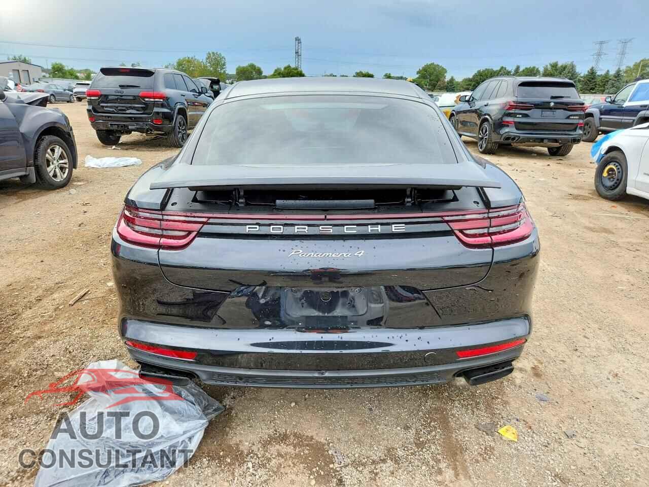 PORSCHE PANAMERA 2018 - WP0AA2A76JL107997