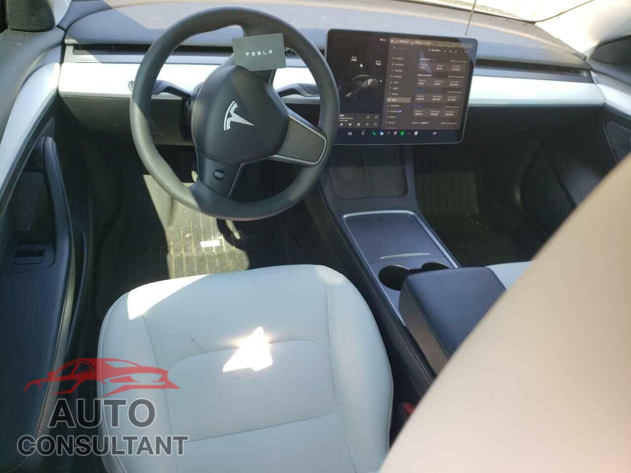 TESLA MODEL 3 2021 - 5YJ3E1EA3MF089558