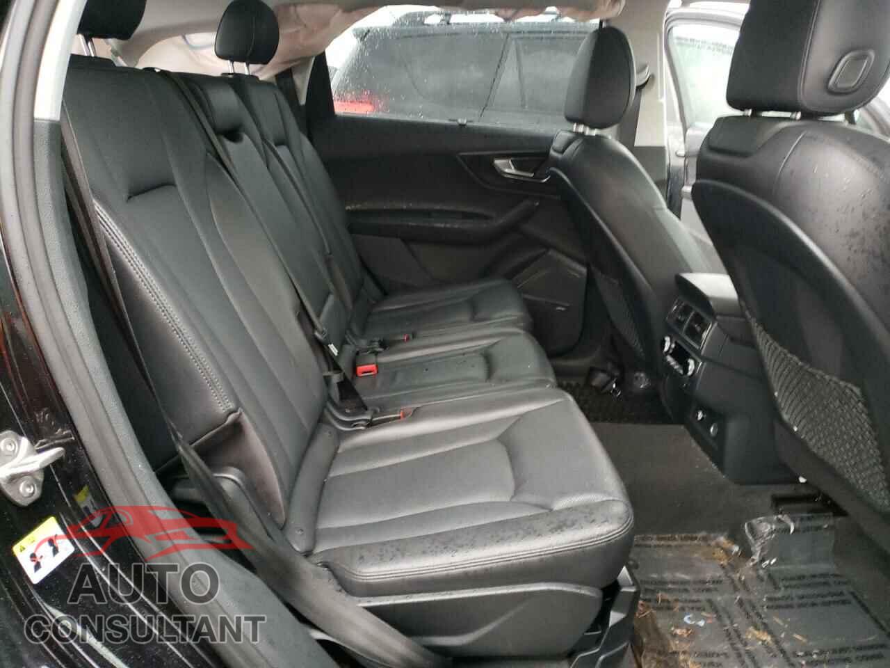 AUDI Q7 2018 - WA1VAAF7XJD050521
