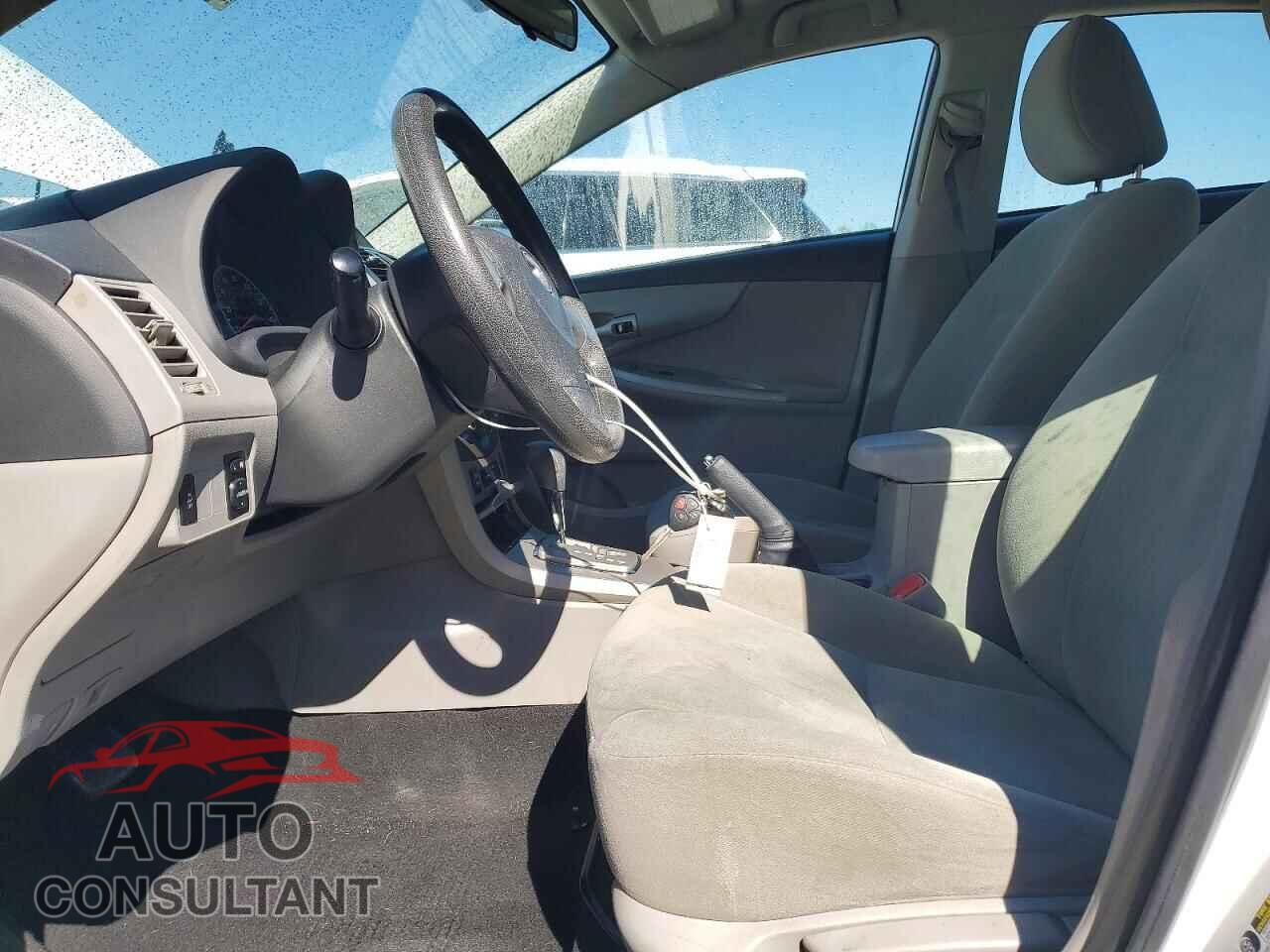 TOYOTA COROLLA 2013 - 2T1BU4EE4DC065700