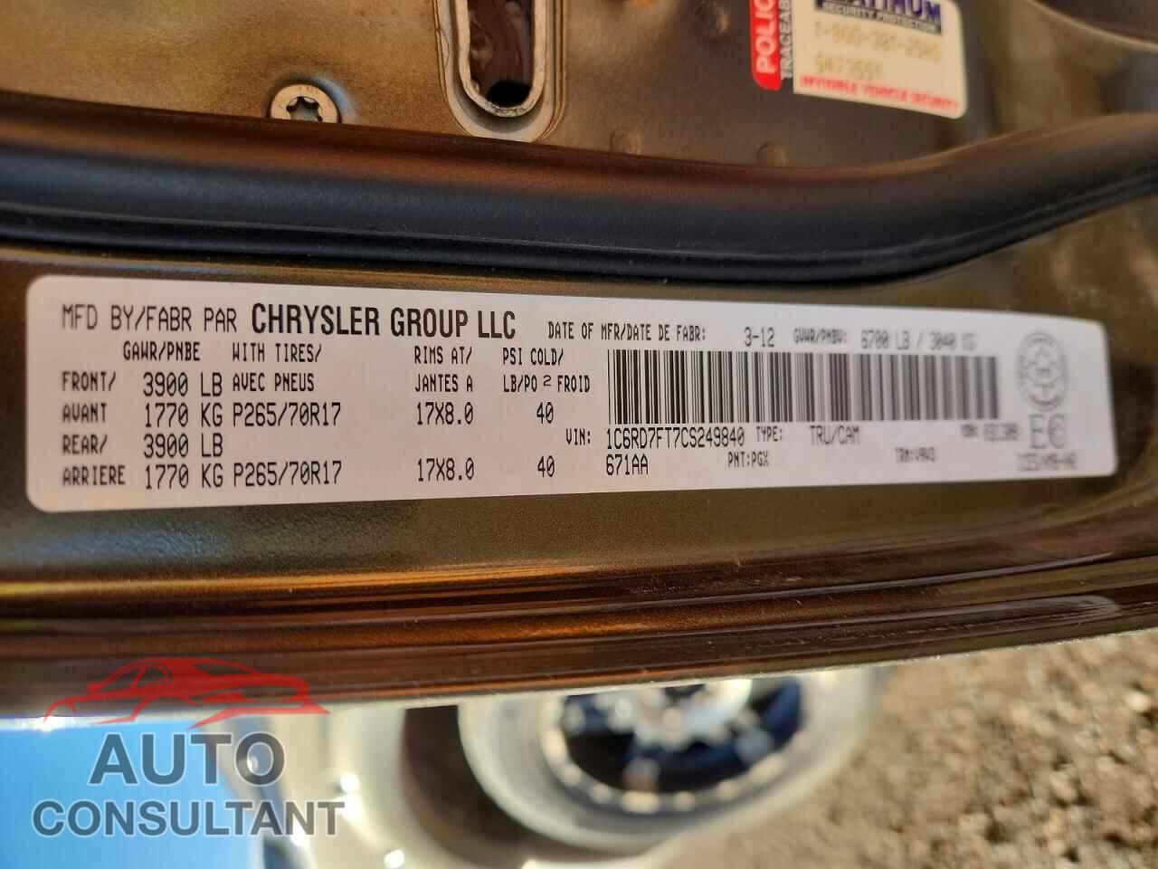 DODGE RAM 1500 2012 - 1C6RD7FT7CS249840