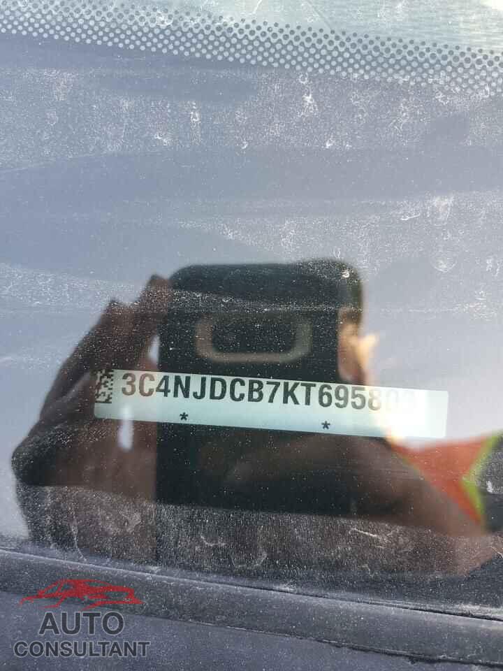 JEEP COMPASS 2019 - 3C4NJDCB7KT695803