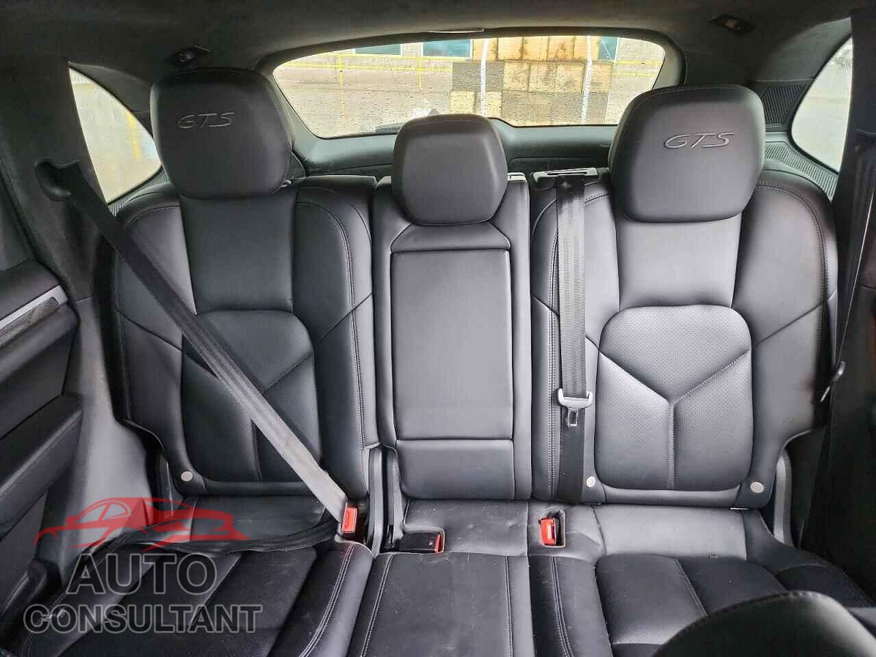 PORSCHE CAYENNE 2016 - WP1AD2A21GLA78329