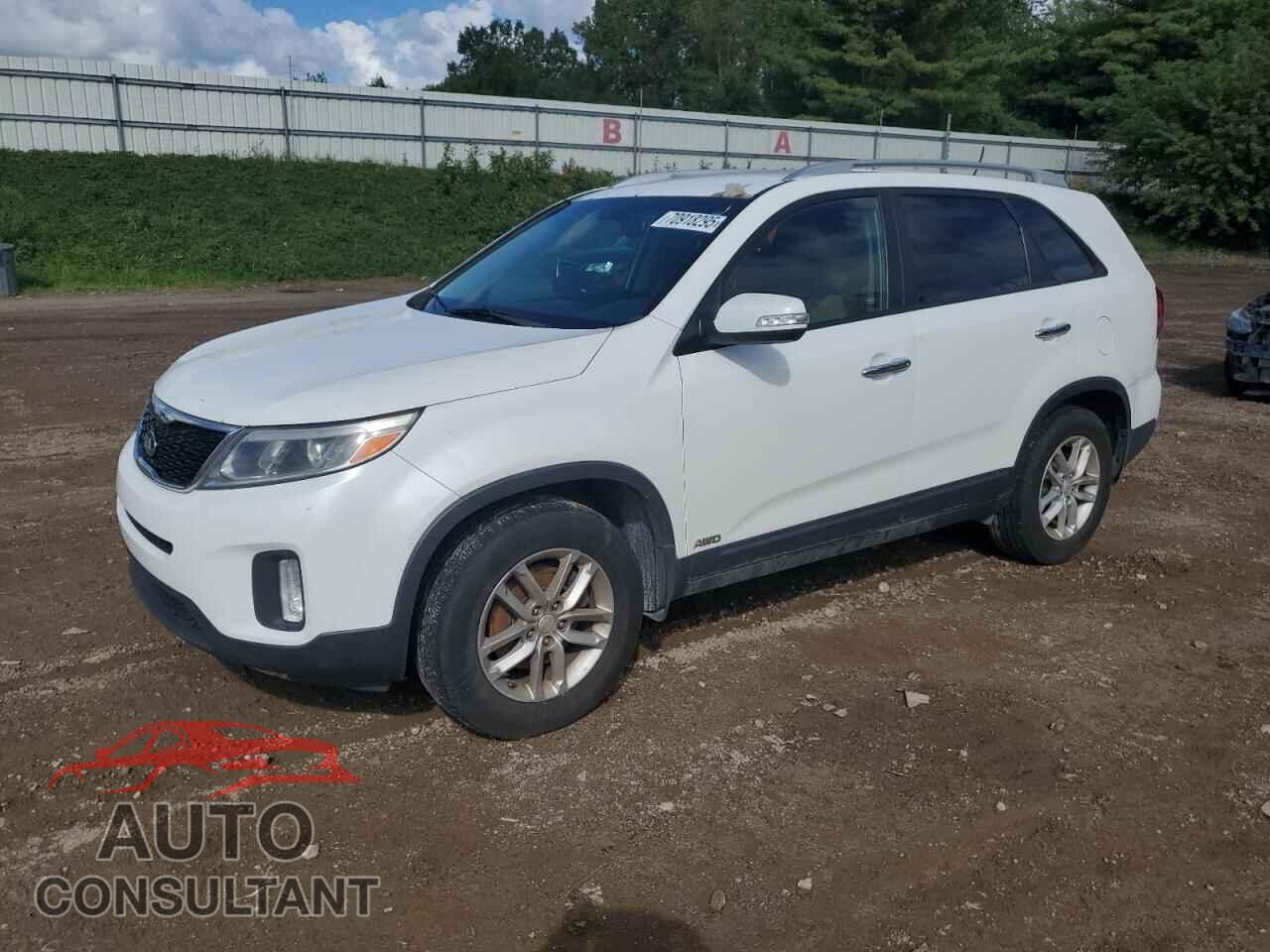 KIA SORENTO 2015 - 5XYKTDA7XFG653473