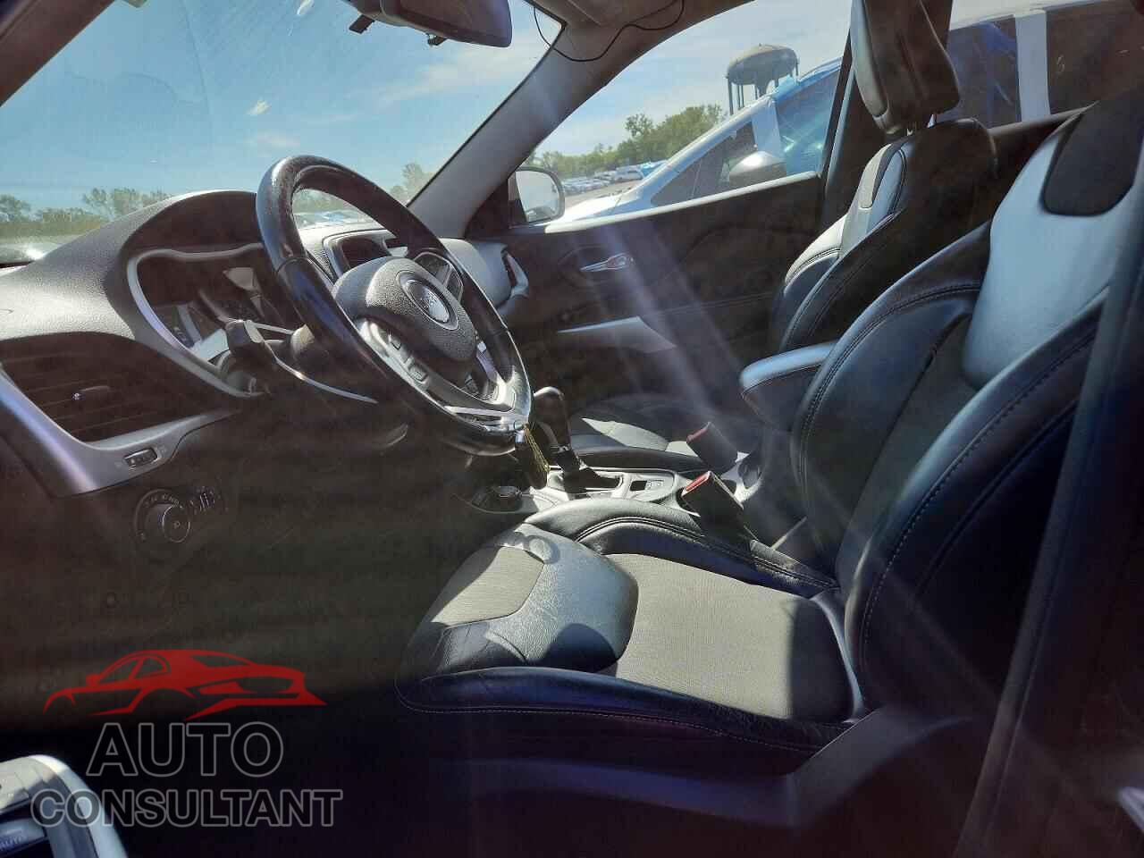 JEEP CHEROKEE 2018 - 1C4PJMLBXJD527554