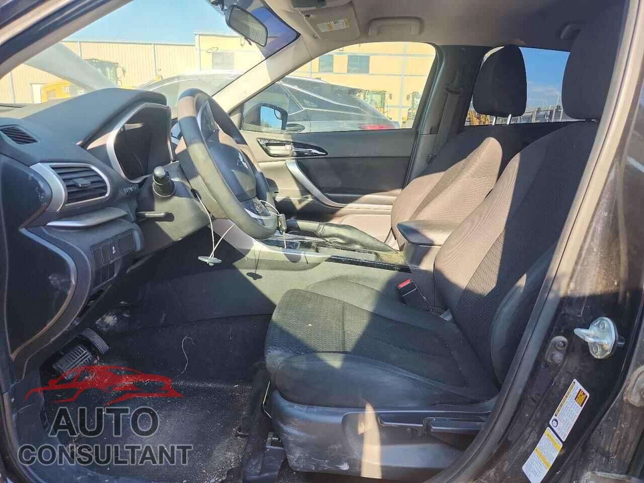 MITSUBISHI ECLIPSE 2018 - JA4AS3AA5JZ047555