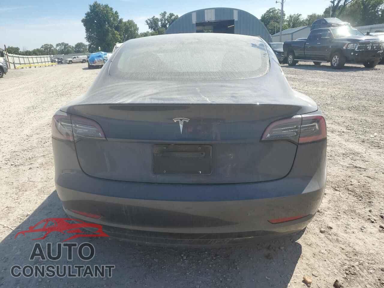 TESLA MODEL 3 2023 - 5YJ3E1EA2PF549796