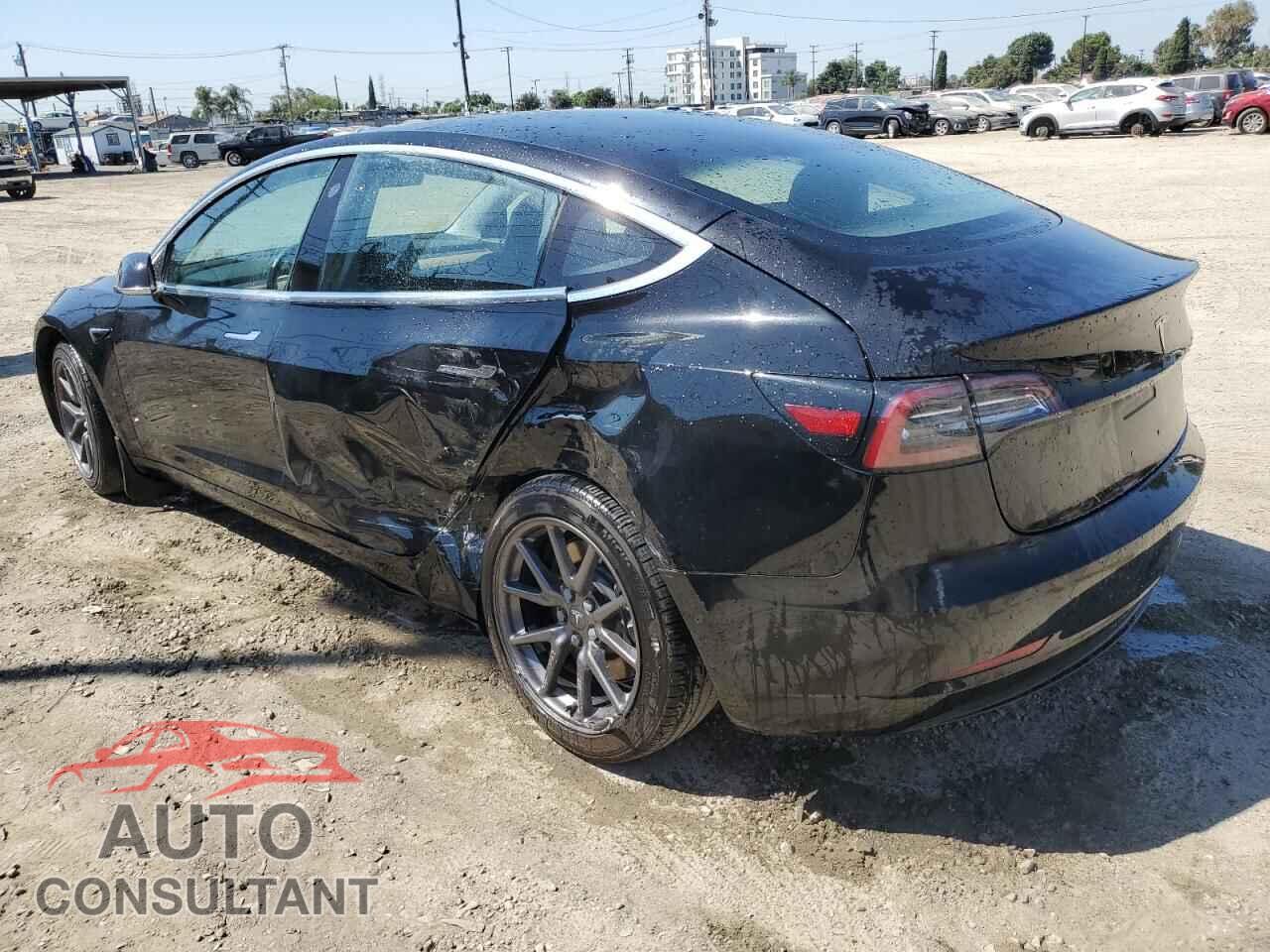 TESLA MODEL 3 2018 - 5YJ3E1EA4JF157233