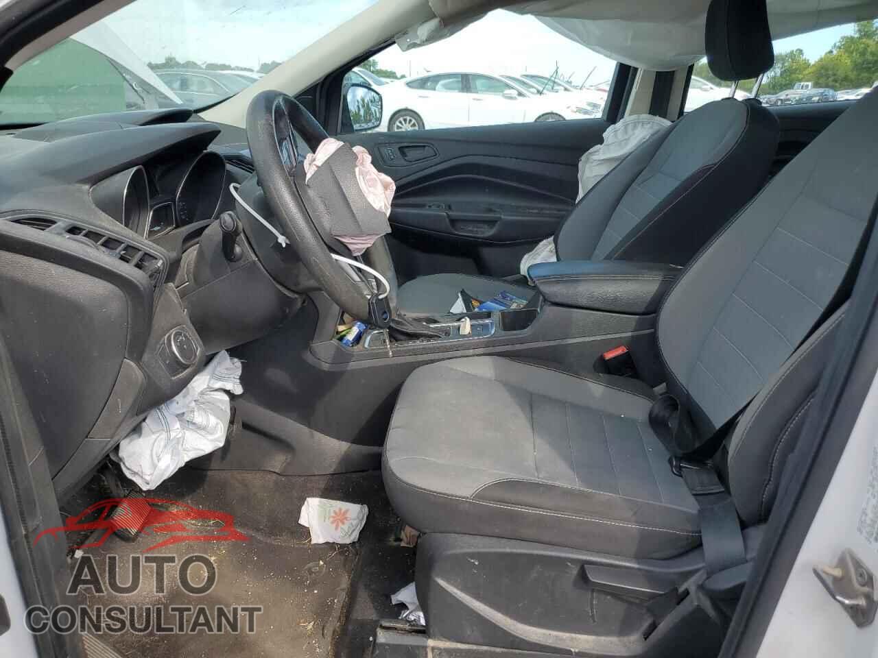 FORD ESCAPE 2019 - 1FMCU0F74KUB78328