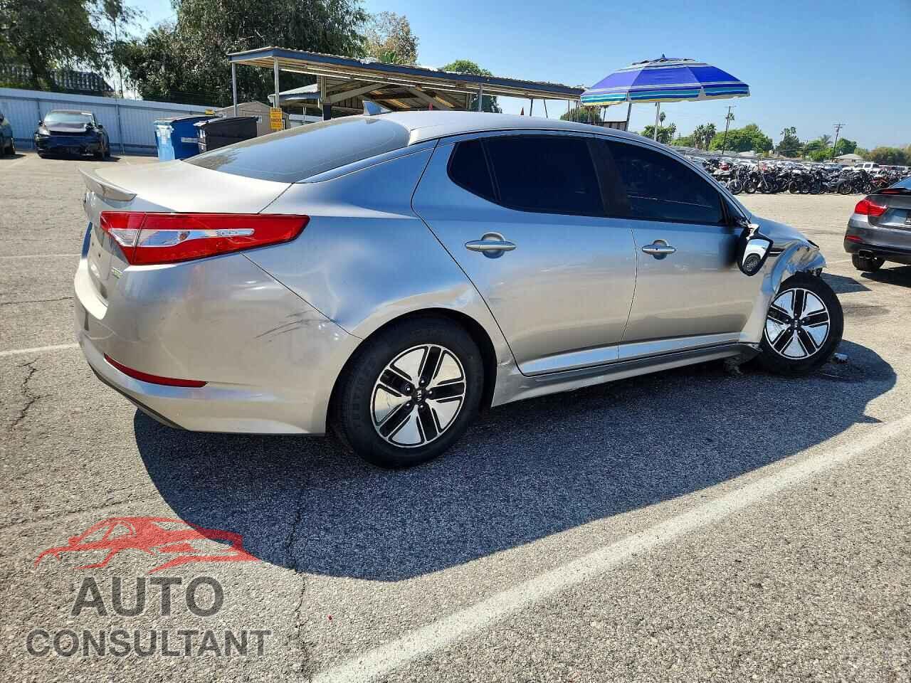 KIA OPTIMA 2013 - KNAGM4AD1D5058801