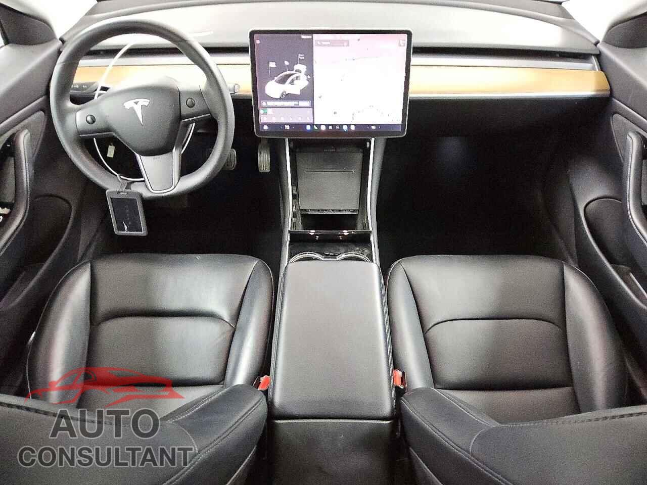 TESLA MODEL 3 2019 - 5YJ3E1EB2KF510790