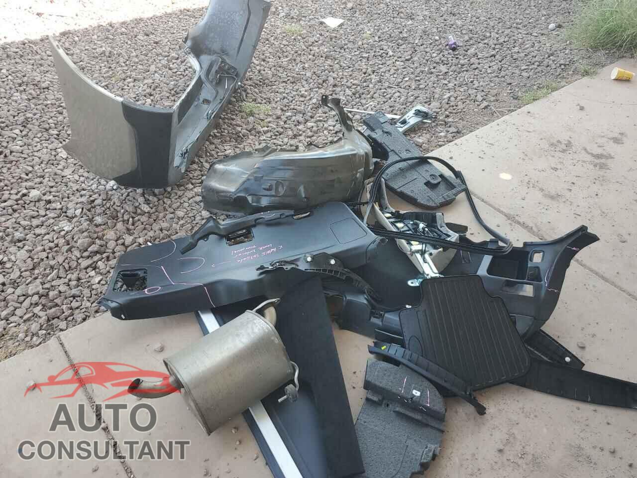 SUBARU OUTBACK 2018 - 4S4BSANC9J3261165