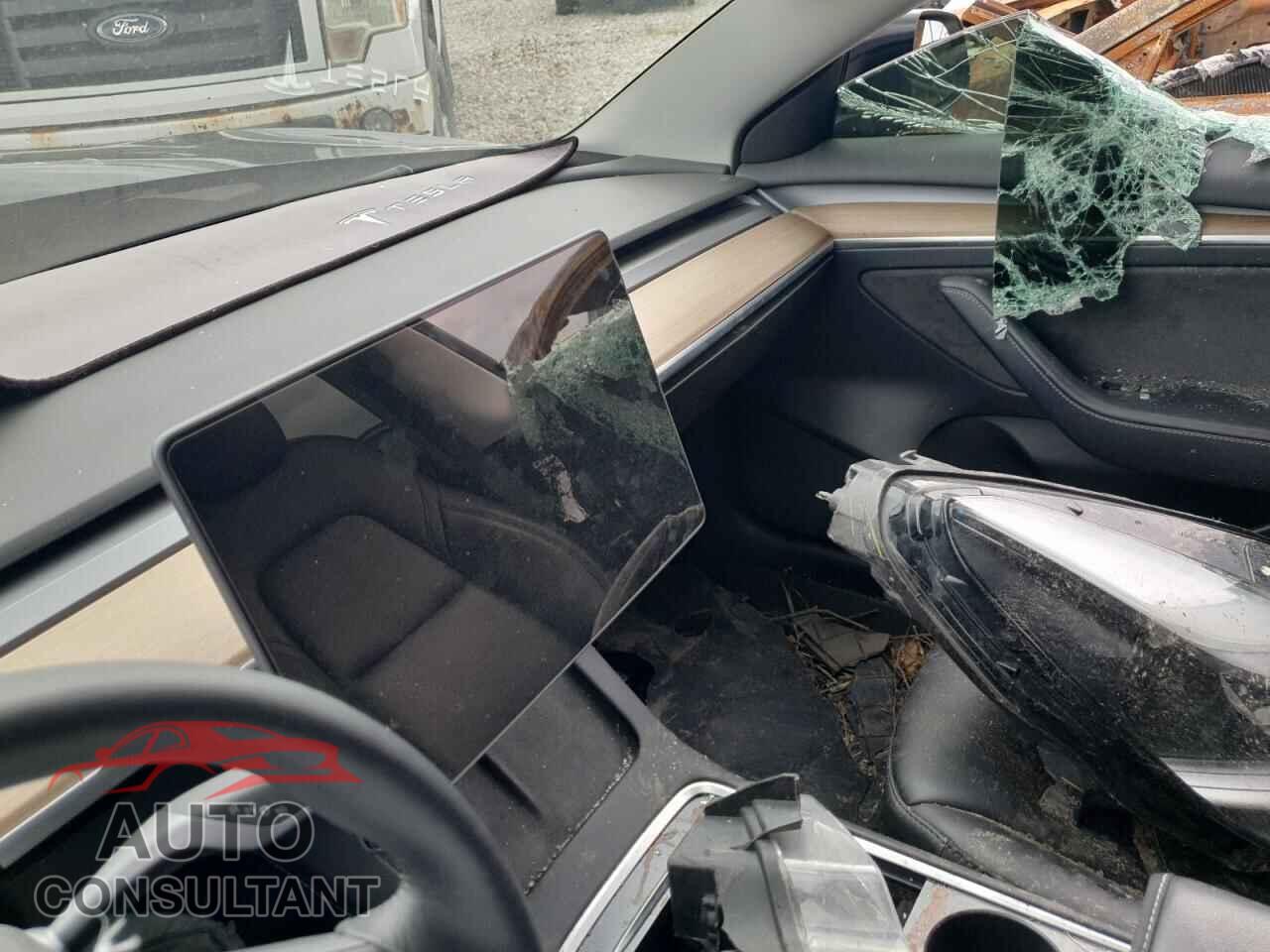 TESLA MODEL 3 2022 - 5YJ3E1EB6NF119047