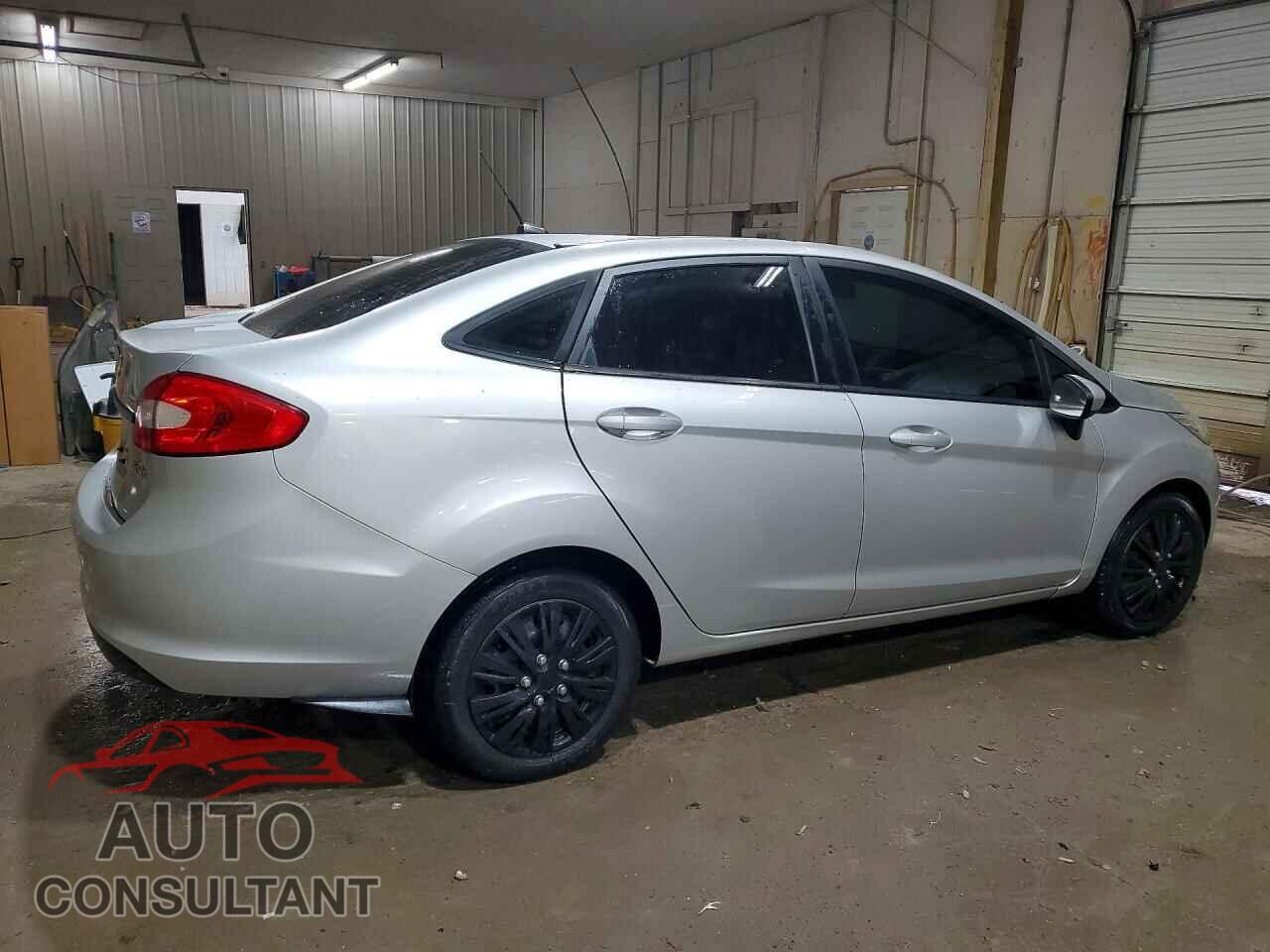 FORD FIESTA 2013 - 3FADP4AJ8DM107575