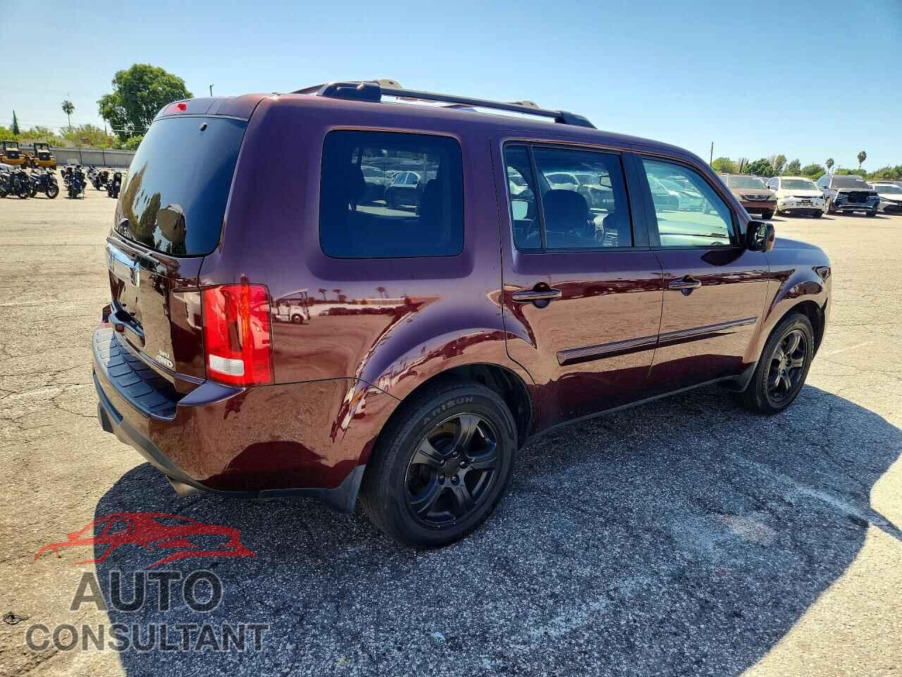HONDA PILOT 2015 - 5FNYF4H53FB015613