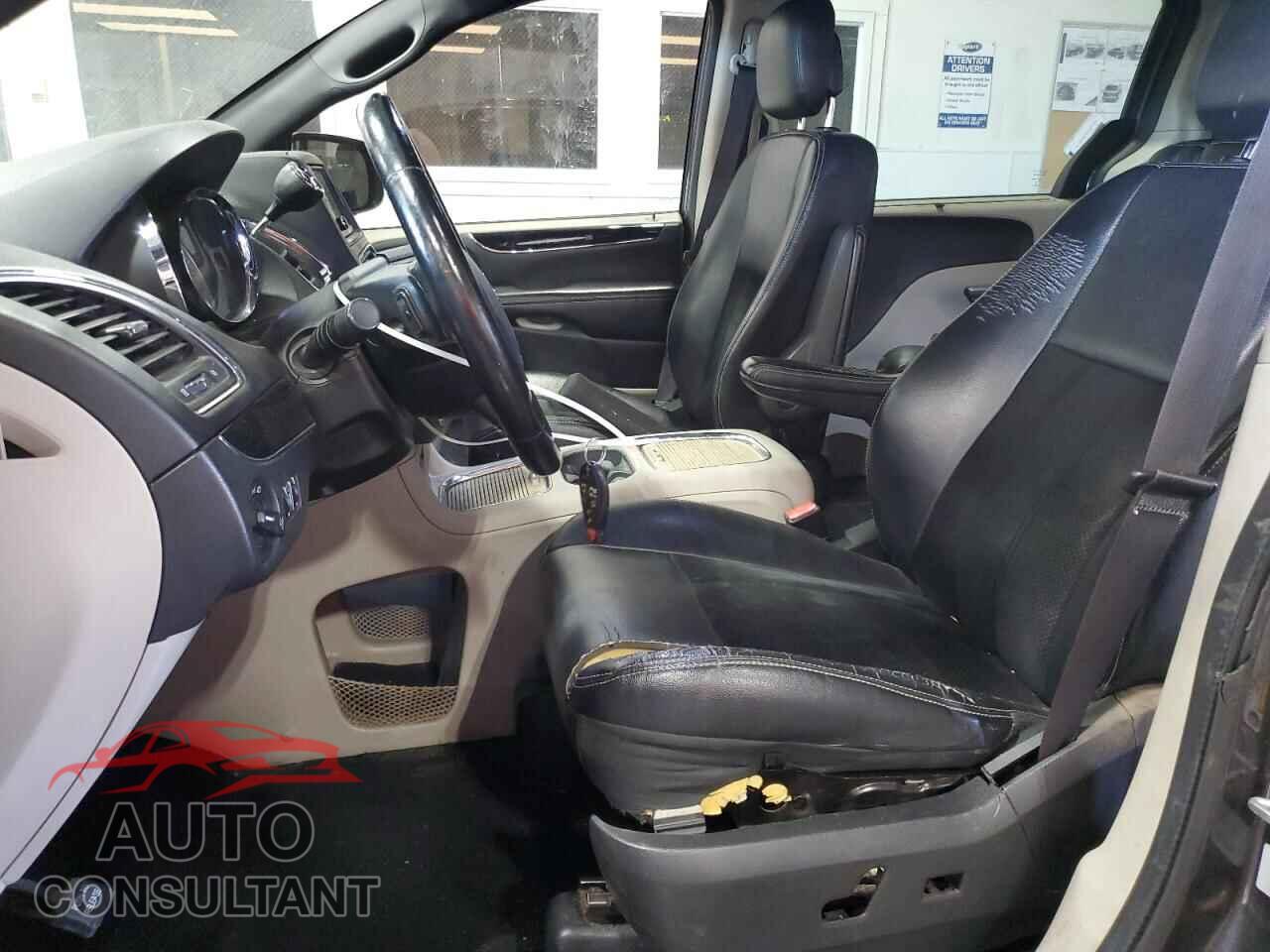 DODGE CARAVAN 2015 - 2C4RDGCG2FR670886