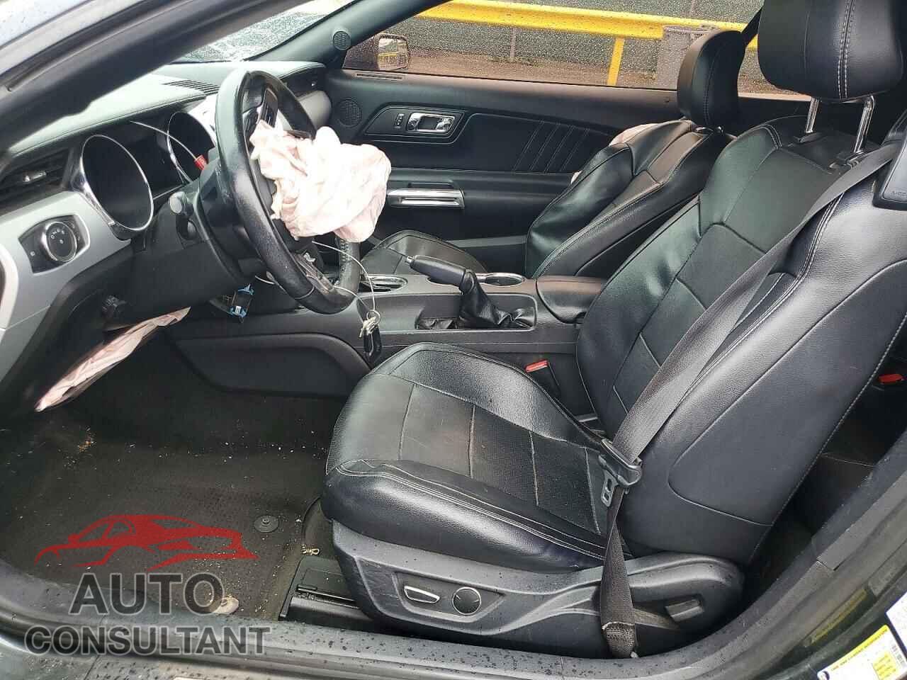 FORD MUSTANG 2015 - 1FATP8UH0F5386976