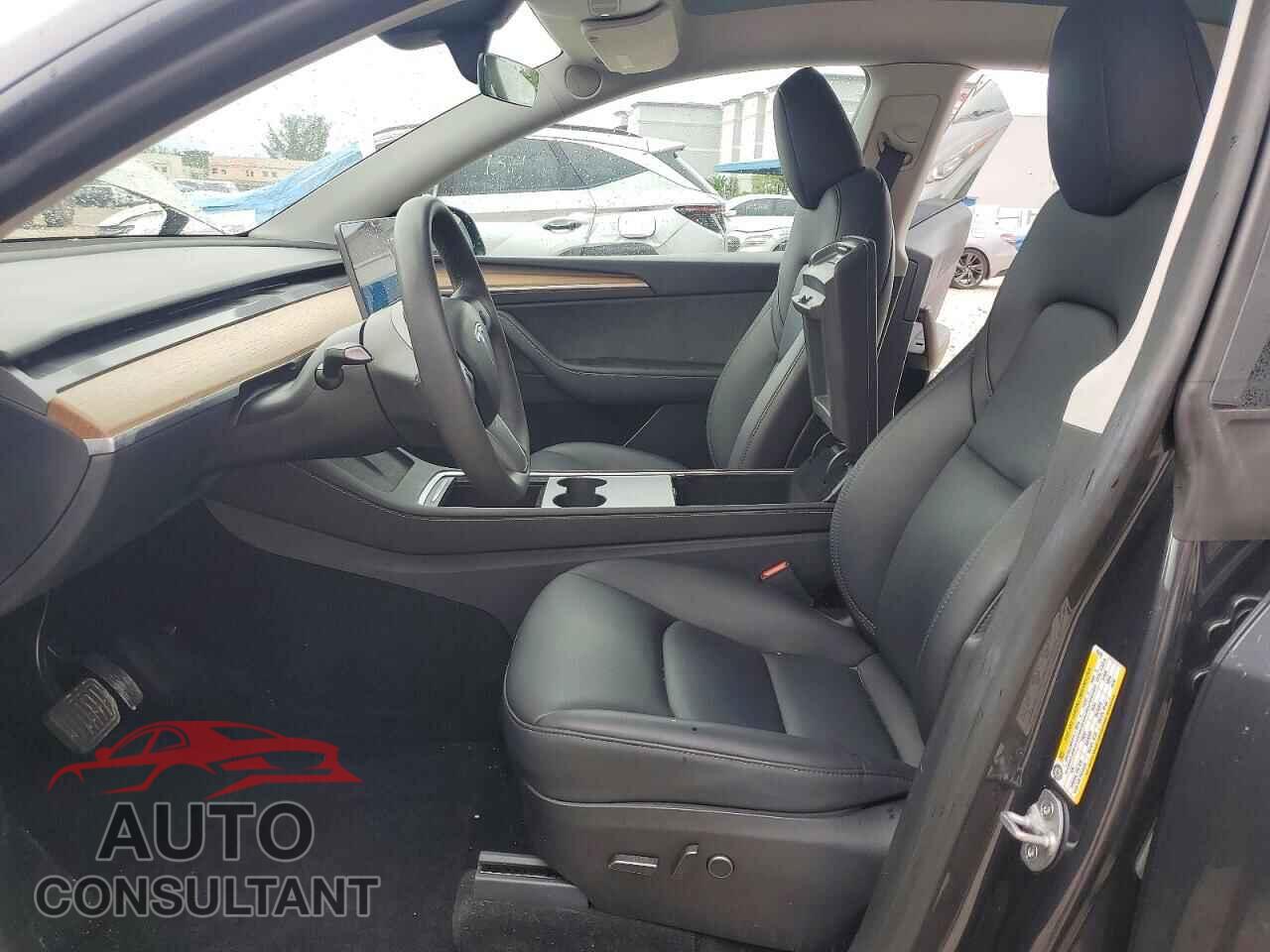 TESLA MODEL Y 2024 - 7SAYGDED3RF005048