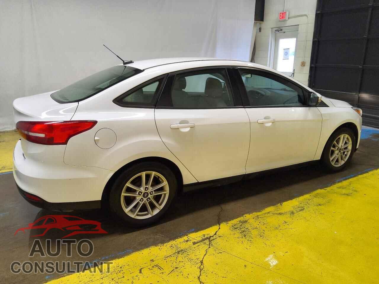 FORD FOCUS 2016 - 1FADP3F25GL238996