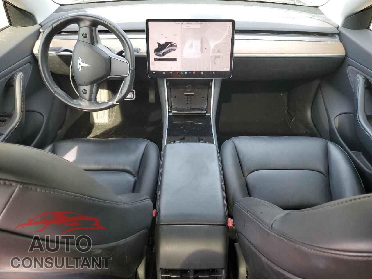 TESLA MODEL 3 2018 - 5YJ3E1EA8JF033529