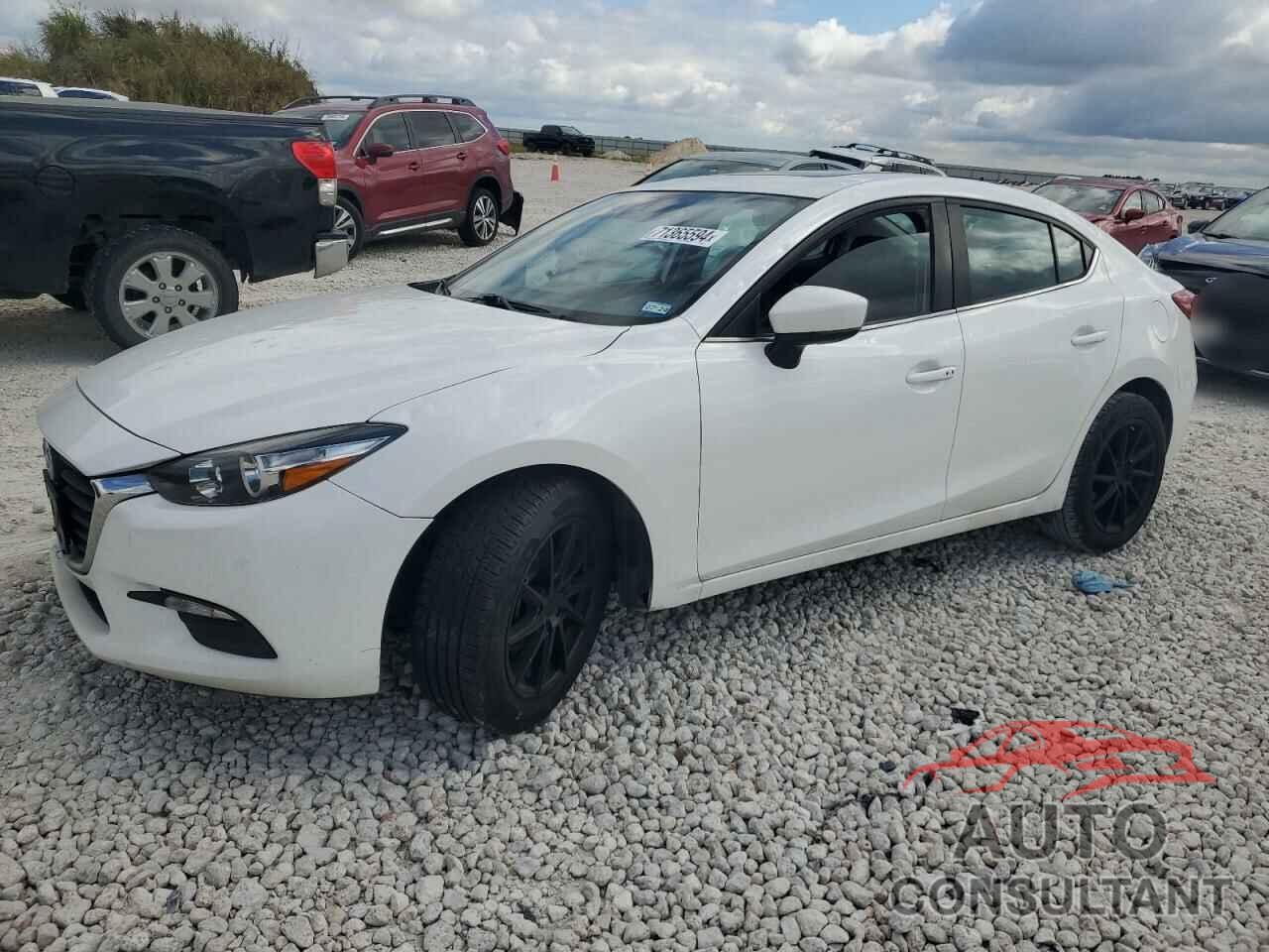 MAZDA 3 2018 - 3MZBN1V38JM252173